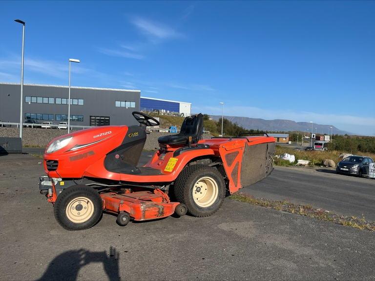 Kubota GR2120 árg. 2013