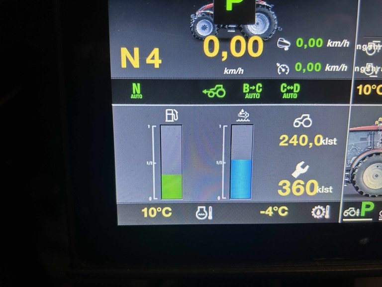 Valtra G135 árg. 2023