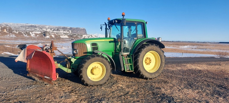 John Deere 6630 árg. 2010