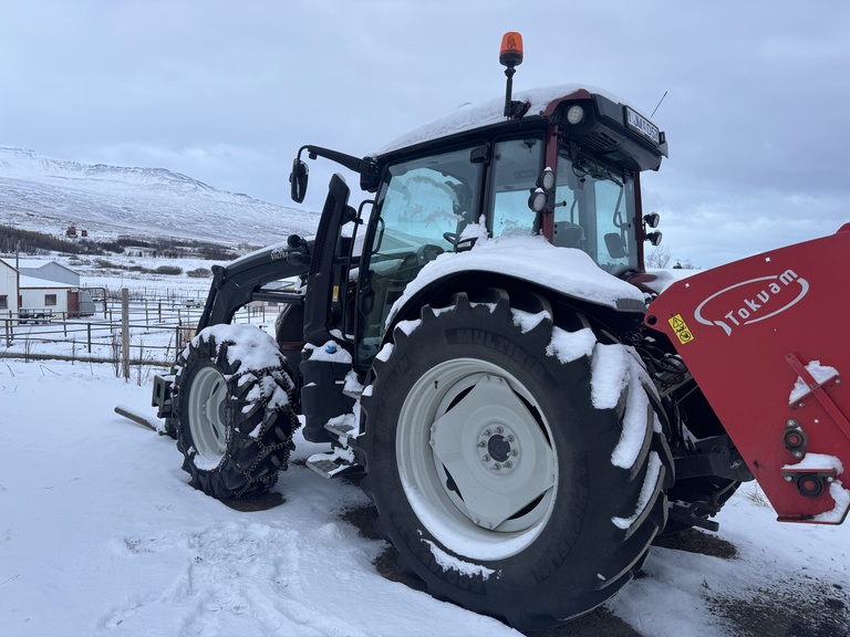 Valtra G135 árg. 2023