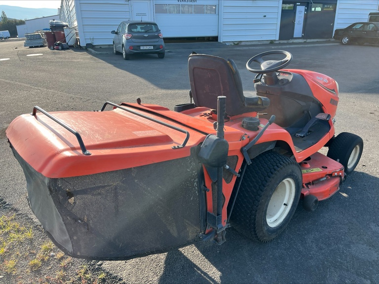 Kubota GR2120 árg. 2013