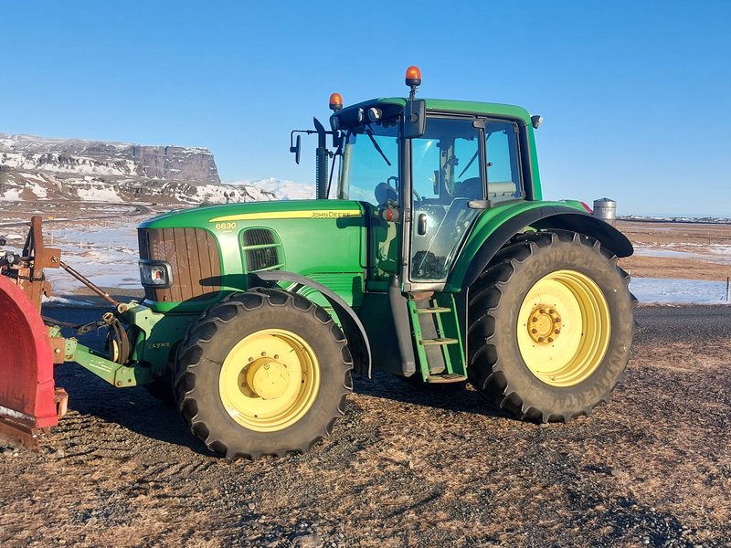 John Deere 6630 árg. 2010